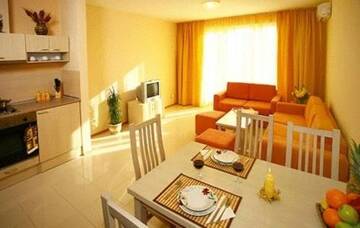 Фото номера Вилла с 3 спальнями Апарт-отели Apart Hotel Harmony Hills Residence г. Рогачево 5